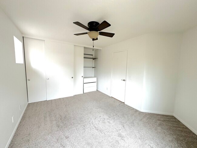 Building Photo - 9745 Mesa Springs Way