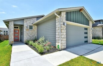 Building Photo - 121 Fairfax Ave