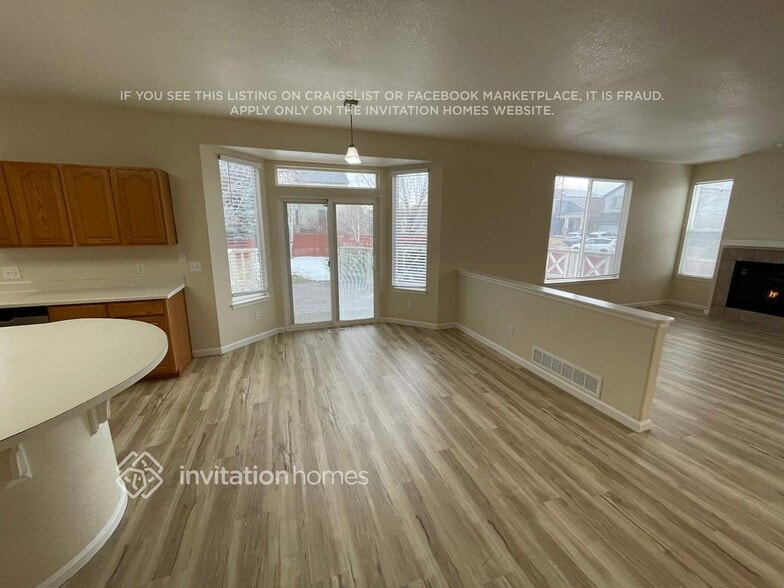 Building Photo - 426 Simmons Ct