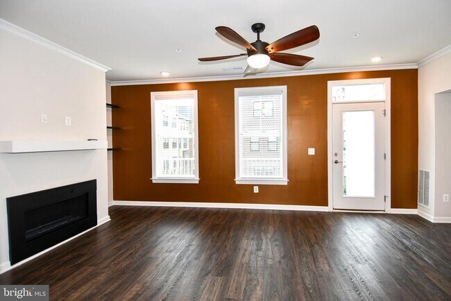 Building Photo - 20739 Heron Landing Dr