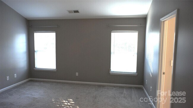 Building Photo - 12027 Stratfield Pl Cir