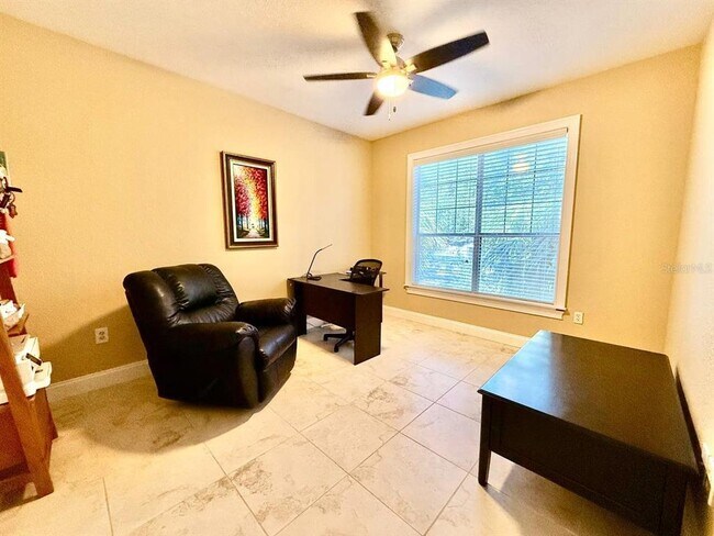 Building Photo - 5000 Culbreath Key Way