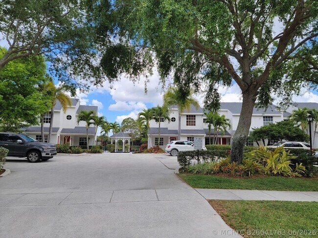 Building Photo - 12574 Westhampton Cir