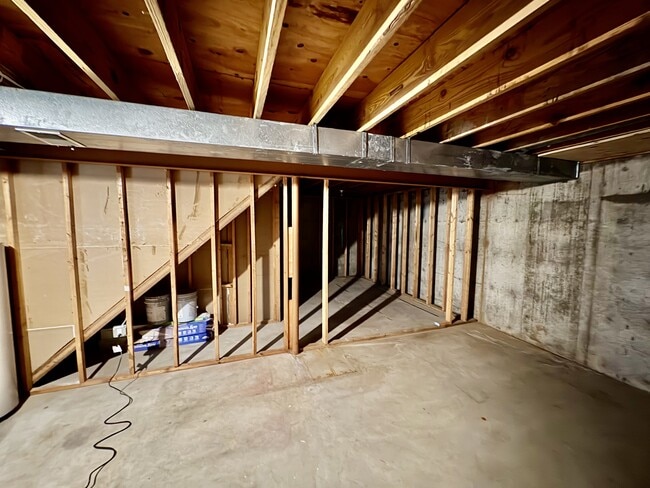 Building Photo - 4 Shining Rock Dr
