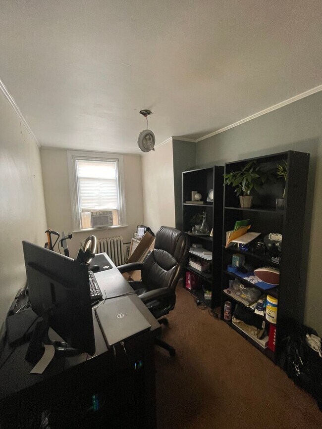 Building Photo - Modern 3 Bedroom, 1 Bath Passyunk Sq. Home...