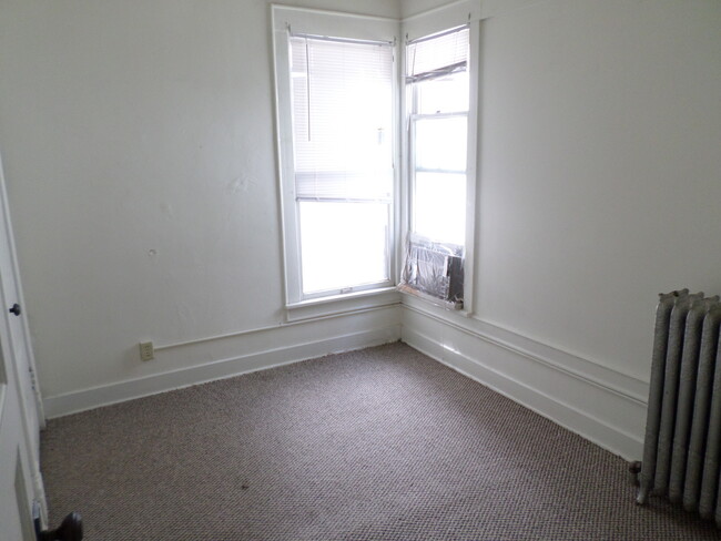 Building Photo - Vattier 1124-1126