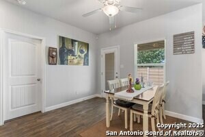Building Photo - 829 Margay Lp