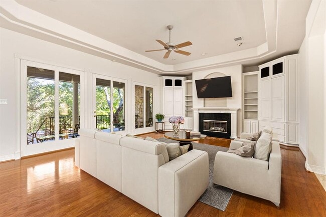 Building Photo - 8848 Chalk Knoll Dr