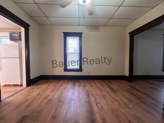 Building Photo - 2 Bedroom Home