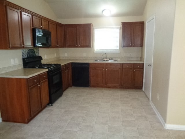 Building Photo - 8002 Big Oak Dr