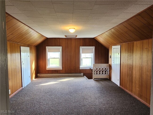 Building Photo - 19700 Cadiz Rd