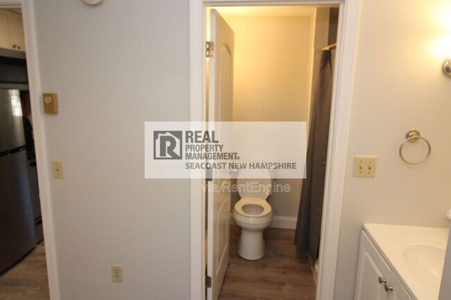 Building Photo - 93 Henry Law Ave