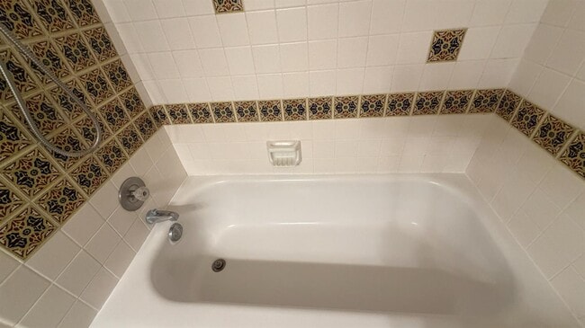 Building Photo - 1780 W Santa Ana Ave