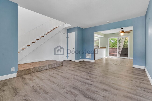 Building Photo - 8075 Caminito de Pizza