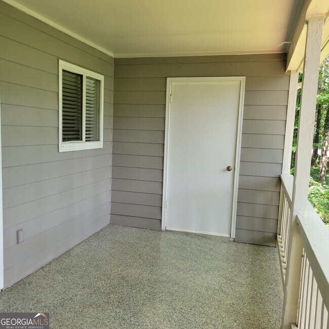 Building Photo - 62 Rumson Ct