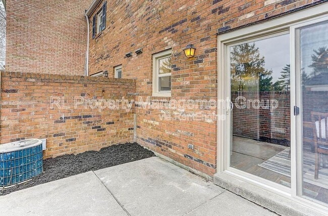 Building Photo - 4714 Merrifield Pl