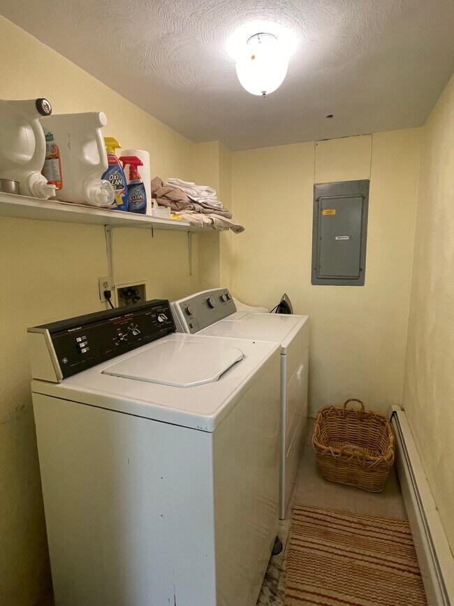 Building Photo - 80 Bliss Mine Rd