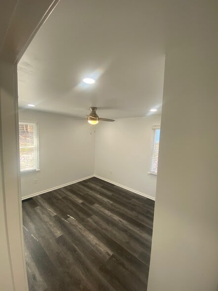 Bedroom #1 - 1637 Winter Ave