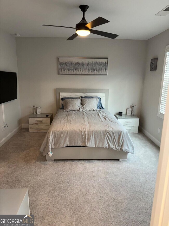 Building Photo - 1971 Drew Dr