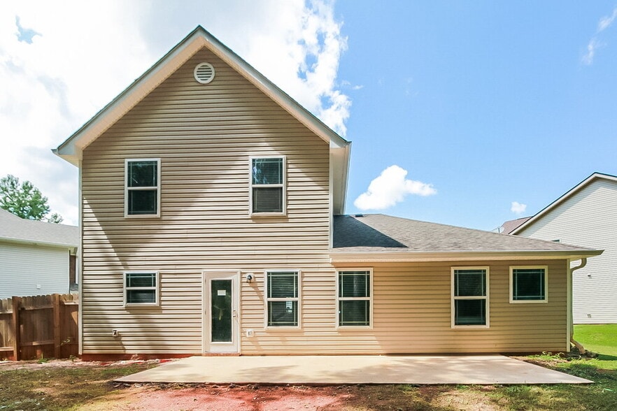 Building Photo - 2113 Anchor Ct