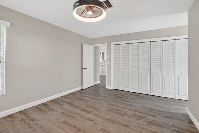 Building Photo - 3068 NW 25th Way