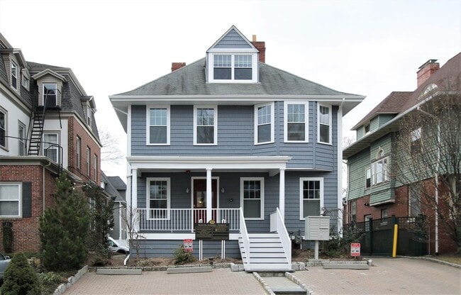 Building Photo - 35 S Angell St