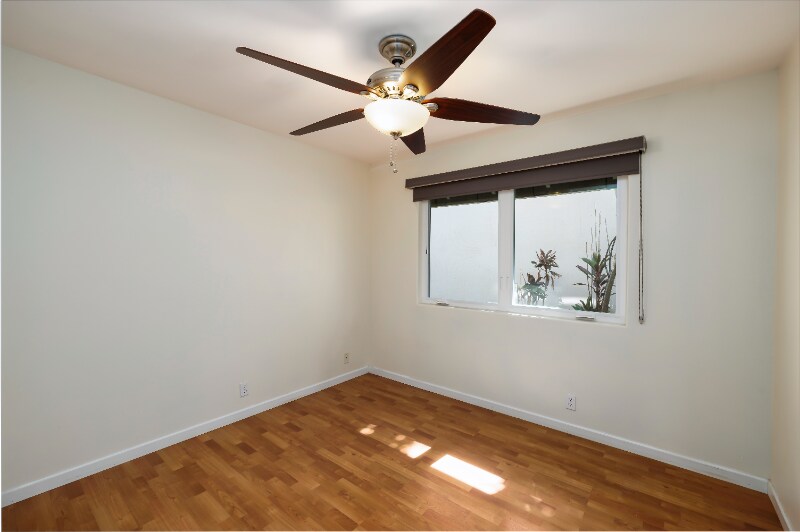 Building Photo - 170 E Alulike St