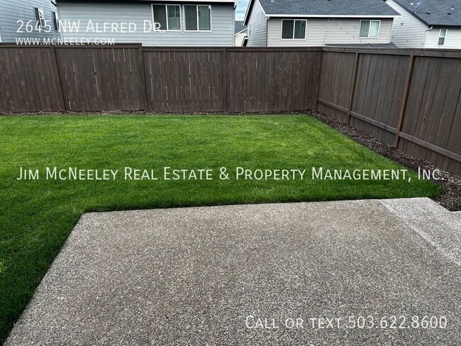 Building Photo - 2645 Alfred Dr