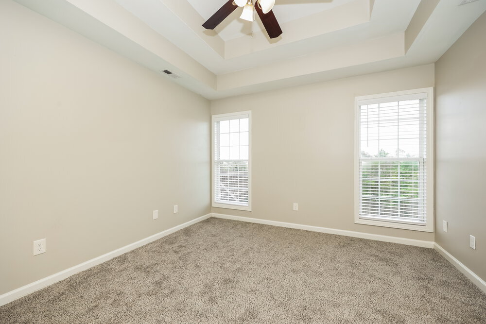 Building Photo - 2945 Hearthside Dr
