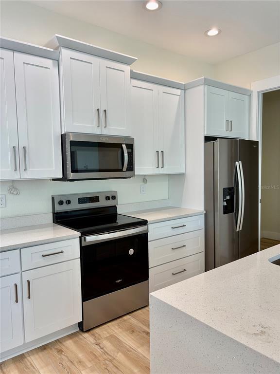 Building Photo - 14733 Sunset Dr