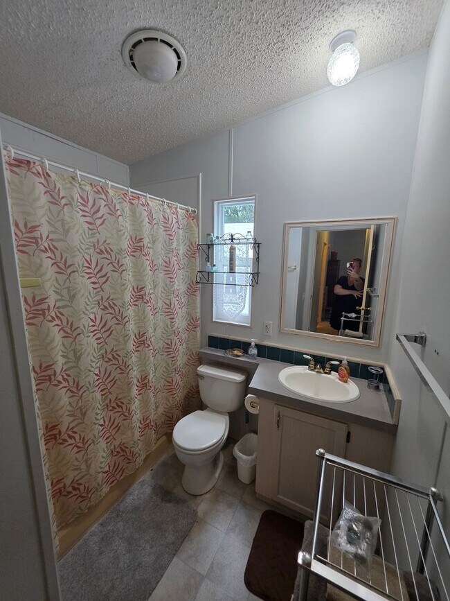 Building Photo - Hidden Gem - Vacation Home