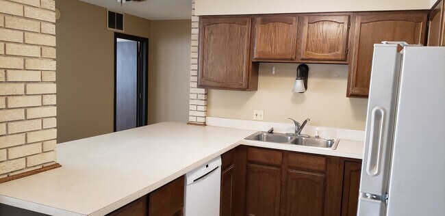 Kitchen - 3504 11th Ave N