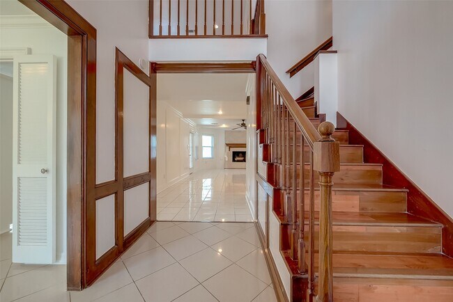 Building Photo - 20206 Cadogan Ct