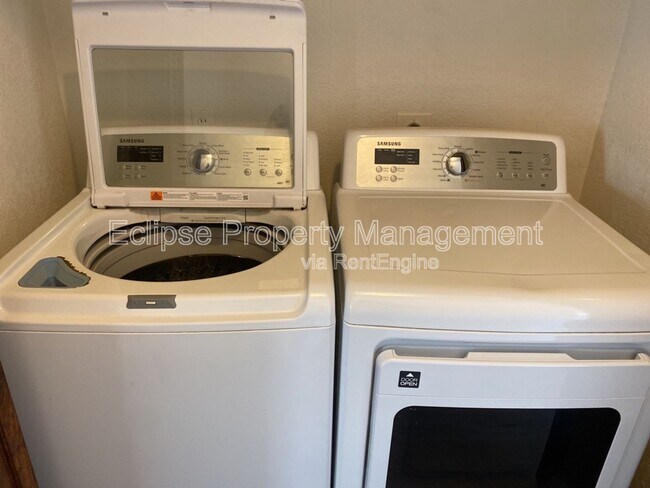 Building Photo - 230-229 29 Rd