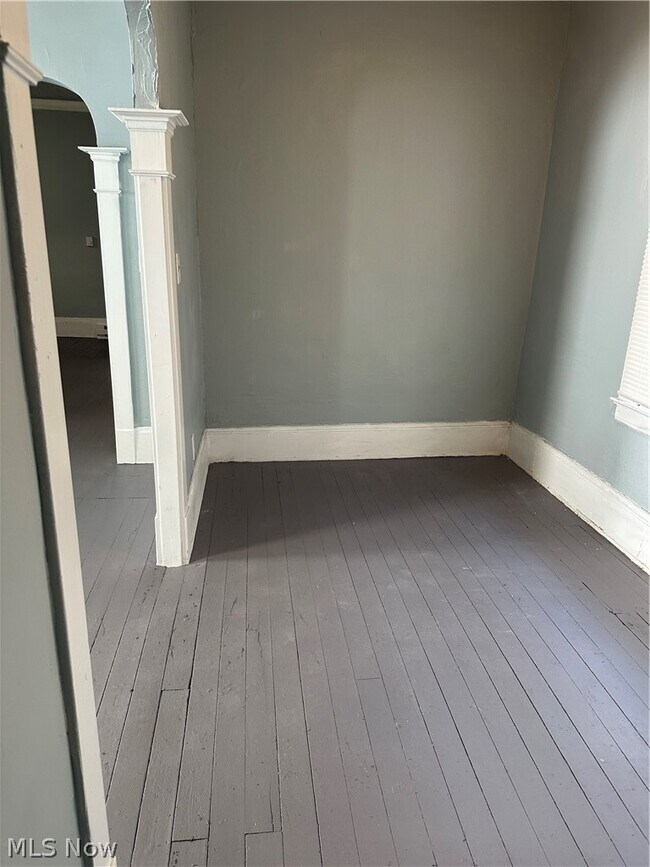 Building Photo - 3636 E 55th St