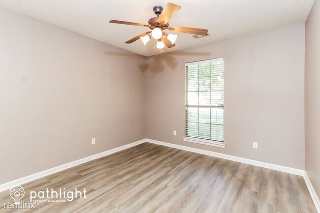 Building Photo - 3 br, 2 bath House - 3114 Henson Pl UNIT