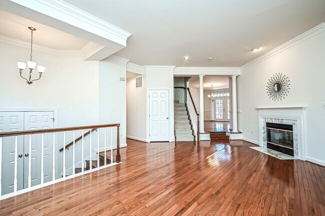 Building Photo - 2143 Wolftrap Ct