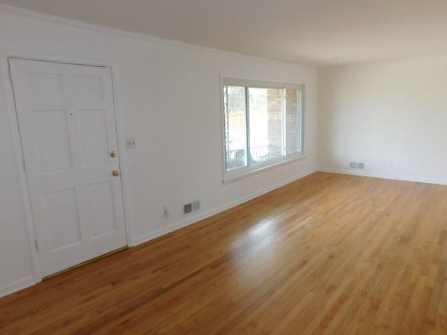 Building Photo - 2407 Summerland Dr