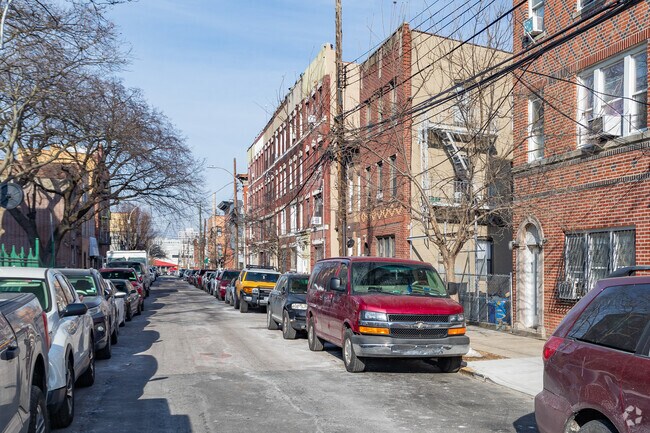 Building Photo - 34-31 9th St
