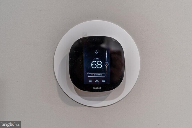 Building Photo - 2045 N College Ave