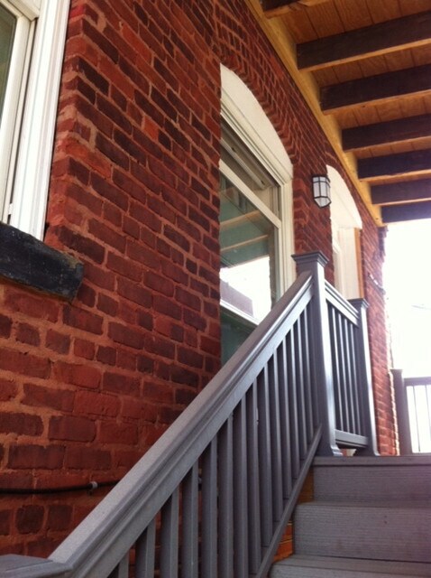 Building Photo - Great 2 Bedroom in Downtown Lynchburg