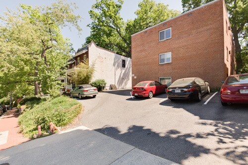Primary Photo - 3433 Mt Pleasant St NW