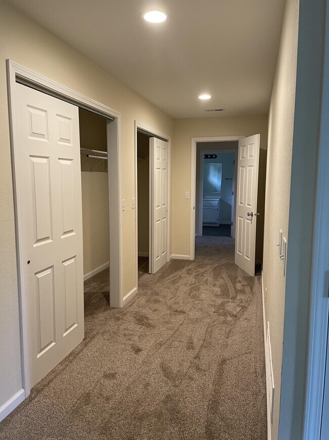 Building Photo - 11387 John F Kennedy Rd