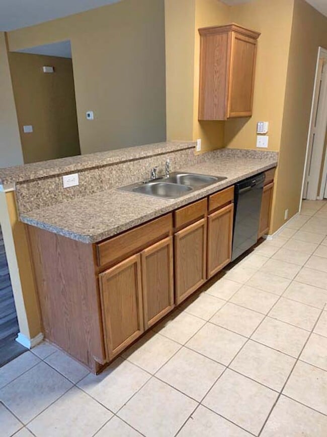 Building Photo - Great 3 Bdrm 2 Bath Home for Lease in Argy...
