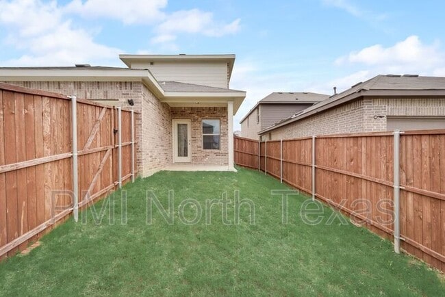 Building Photo - 1713 Wayne Ln
