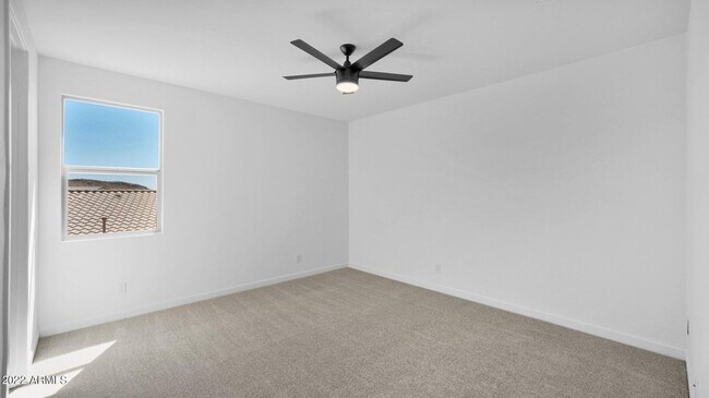 Building Photo - 13407 W Rowel Rd