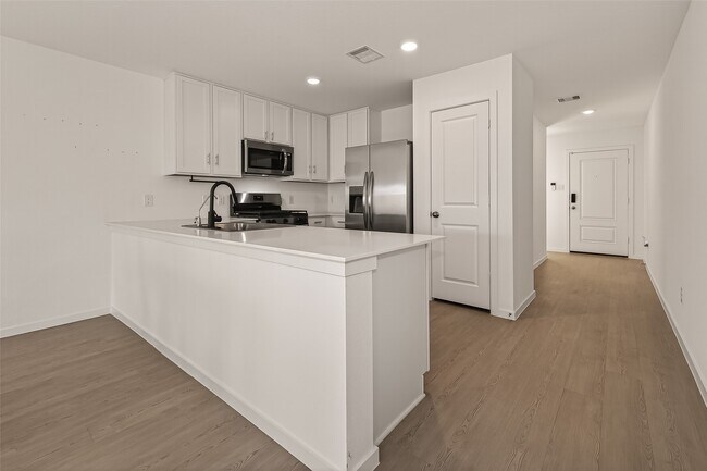 Building Photo - 6915 Lilac Vine Ln