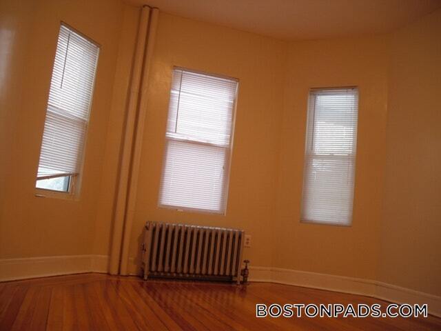 Building Photo - 46 Wildwood St