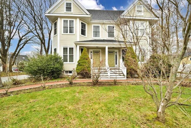 Building Photo - 22 High St