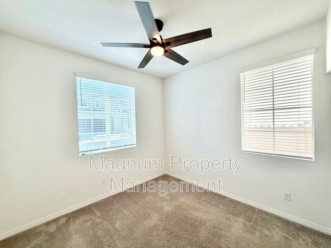 Building Photo - 36980 Camino Spgs Ave